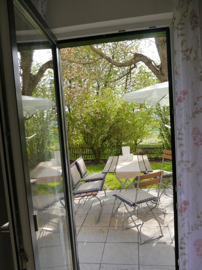 Ferienwohnung Kirchberg Uettingen ภายนอก รูปภาพ